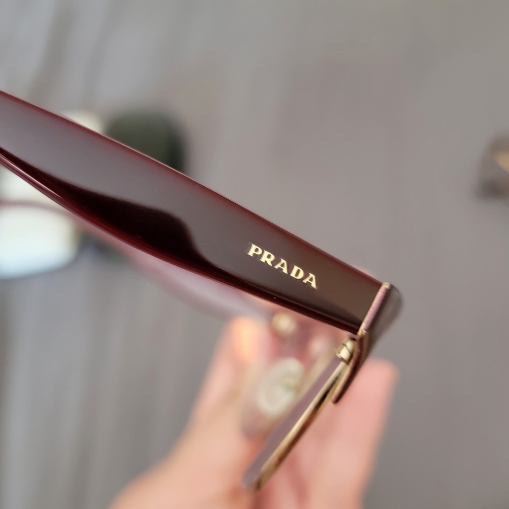 Prada prescription eyeglasses - Picture 5 of 6